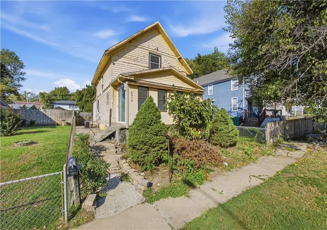 Photo 2 of Single family home for sale at 2316 Early St, Kansas City, KS 66103 | MLS# 2647440 | Listing updated on 2026-10-23