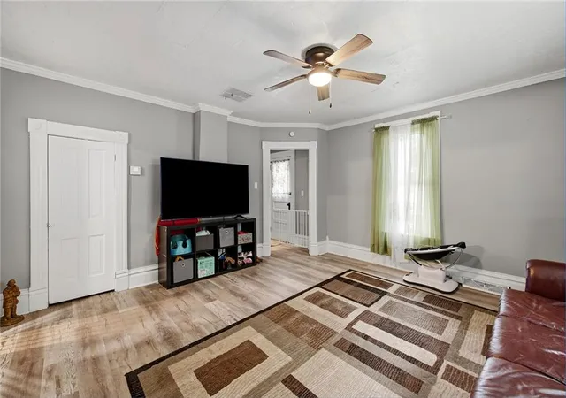 Photo 3 of Sale Pending at 611 South St, Wellington, MO 64097 | MLS# 2647454 | Listing updated on 2026-10-21