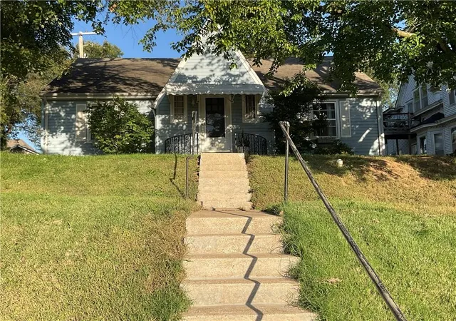 Photo 1 of Single family home for sale at 709 2nd Street, Platte City, MO 64079 | MLS# 2647477 | Listing updated on 2026-10-20