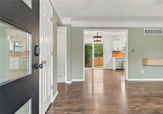 Photo 2 of Single family home for sale at 104 NE Bristol Cir, Lees Summit, MO 64086 | MLS# 2647480 | Listing updated on 2026-10-24