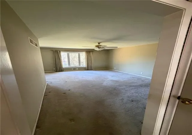 Photo 3 of Single family home for sale at 8207 Kenwood Ave, Kansas City, MO 64131 | MLS# 2647482 | Listing updated on 2026-10-22