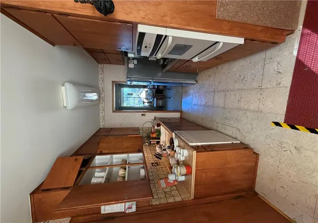 Photo 4 of Single family home for sale at 8207 Kenwood Ave, Kansas City, MO 64131 | MLS# 2647482 | Listing updated on 2026-10-20