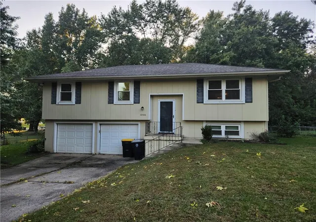 Photo 1 of Single family home for sale at 10506 N Baltimore Ave, Kansas City, MO 64155 | MLS# 2647490 | Listing updated on 2026-10-21
