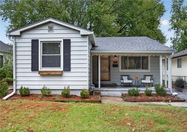 Photo 1 of Sale Pending at 108 E 79th Terrace, Kansas City, MO 64114 | MLS# 2647496 | Listing updated on 2026-10-18