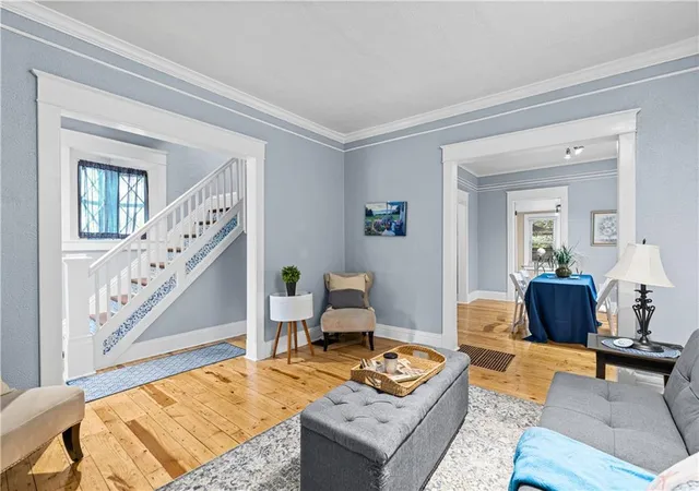 Photo 4 of Single family home for sale at 4401 Madison Ave, Kansas City, MO 64111 | MLS# 2647502 | Listing updated on 2026-10-18
