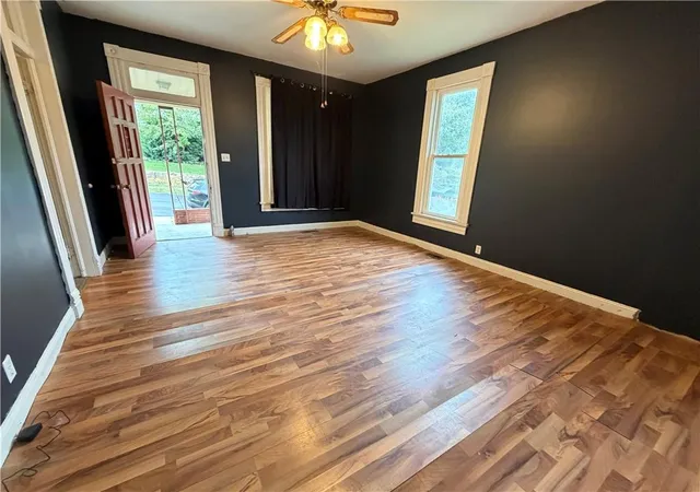 Photo 3 of Single family home for sale at 2719 Doniphan Ave, Saint Joseph, MO 64507 | MLS# 2647507 | Listing updated on 2026-10-19