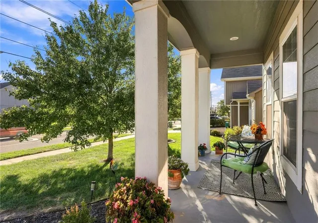Photo 3 of Single family home for sale at 372 W Madison St, Gardner, KS 66030 | MLS# 2647510 | Listing updated on 2026-10-18