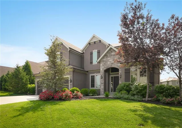 Photo 1 of Single family home for sale at 15601 Windsor St, Overland Park, KS 66224 | MLS# 2647519 | Listing updated on 2026-10-23