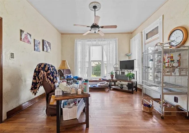 Photo 2 of Single family home for sale at 1811 Pacific St, Saint Joseph, MO 64503 | MLS# 2647528 | Listing updated on 2026-10-20