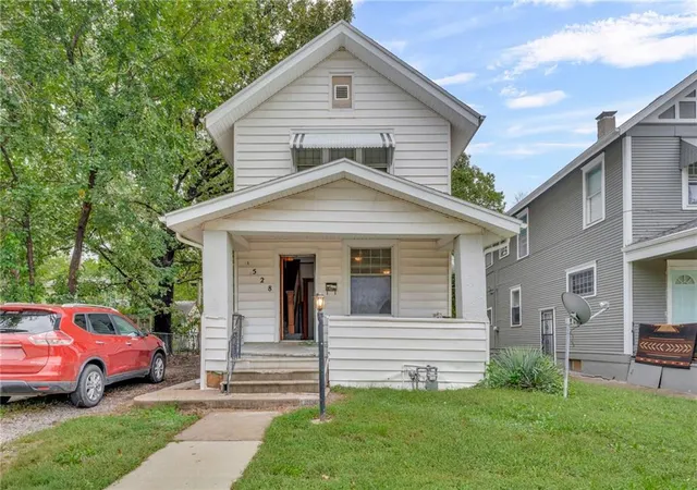 Photo 3 of Multi family home for sale at 1412 Sw Fillmore St, Topeka, KS 66604 | MLS# 2647529 | Listing updated on 2026-10-19