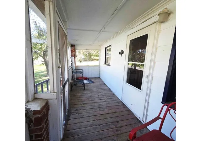 Photo 4 of Single family home for sale at 416 W Gravel St, Clinton, MO 64735 | MLS# 2647539 | Listing updated on 2026-10-21