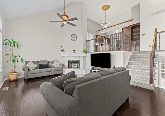 Photo 2 of Single family home for sale at 14512 Wilshire Cir, Grandview, MO 64030 | MLS# 2647546 | Listing updated on 2026-10-17