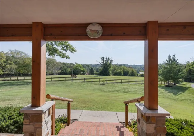 Photo 1 of Single family home for sale at 33302 Hammond Rd, Lone Jack, MO 64070 | MLS# 2647549 | Listing updated on 2026-10-29