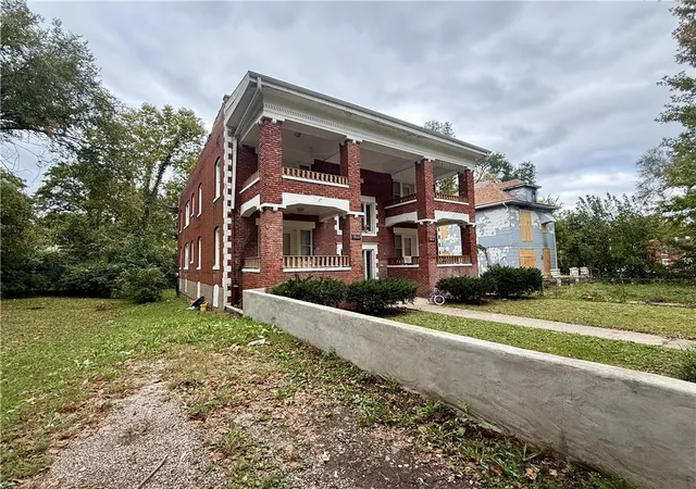 Photo 2 of Multi family home for sale at 3016 Olive St, Kansas City, MO 64109 | MLS# 2647567 | Listing updated on 2026-10-22