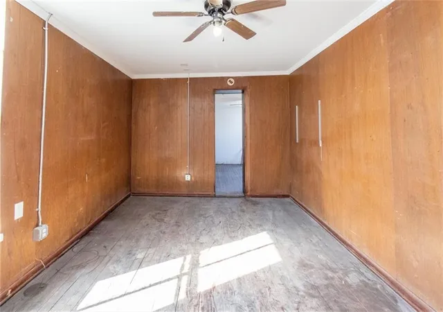 Photo 2 of Sale Pending at 1720 Savannah Ave, Saint Joseph, MO 64505 | MLS# 2647569 | Listing updated on 2026-10-19