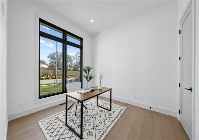 Photo 4 of Single family home for sale at 2707 Northwest 84th Ter, Kansas City, MO 64154 | MLS# 2647576 | Listing updated on 2026-10-27