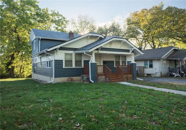 Photo 3 of Single family home for sale at 1951 N 28th Street, Kansas City, KS 66104 | MLS# 2647581 | Listing updated on 2026-10-23