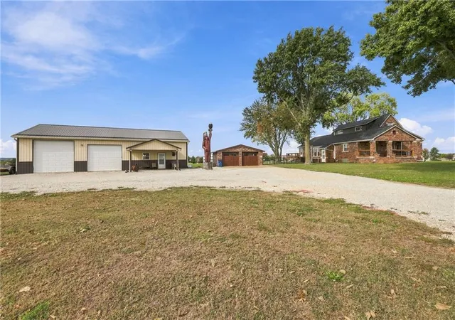 Photo 1 of Single family home for sale at 981 S 9th Street, Odessa, MO 64076 | MLS# 2647586 | Listing updated on 2026-10-20