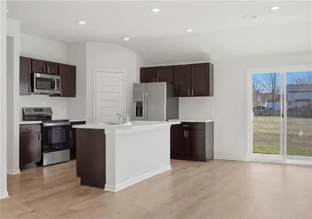 Photo 4 of Single family home for sale at 766 N Buckeye St, Gardner, KS 66030 | MLS# 2647591 | Listing updated on 2026-10-23