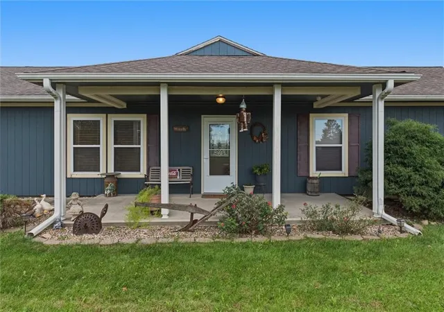 Photo 2 of Single family home for sale at 741 Ne 17404 County Rd, Archie, MO 64725 | MLS# 2647600 | Listing updated on 2026-10-22