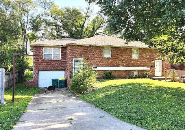 Photo 1 of Multi family home for sale at 4934 Dixie Ave, Kansas City, KS 66106 | MLS# 2647602 | Listing updated on 2026-10-17