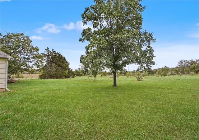 Photo 4 of Single family home for sale at 794 E 1650 Road, Baldwin City, KS 66006 | MLS# 2647609 | Listing updated on 2026-10-22