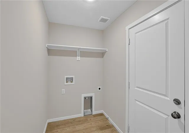 Photo 14 of Single family home for sale at 38011 W 207th Terrace, Edgerton, KS 66021 | MLS# 2647610 | Listing updated on 2026-10-18