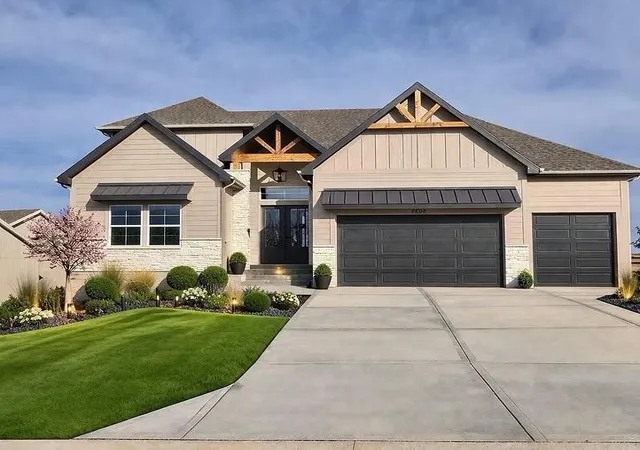 Photo 1 of Single family home for sale at 11446 S Barker St, Olathe, KS 66061 | MLS# 2647621 | Listing updated on 2026-10-17