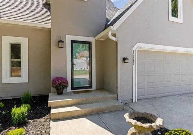 Photo 3 of Single family home for sale at 12490 S Ortega Dr, Olathe, KS 66062 | MLS# 2647624 | Listing updated on 2026-10-22