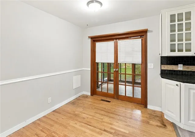 Photo 3 of Single family home for sale at 5149 N Palmer Ave, Kansas City, MO 64119 | MLS# 2647625 | Listing updated on 2026-10-20