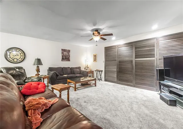 Photo 1 of Condo for sale at 4511 Headwood Dr #10, Kansas City, MO 64111 | MLS# 2647634 | Listing updated on 2026-10-28