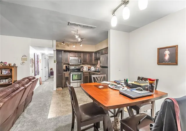 Photo 4 of Condo for sale at 4511 Headwood Dr #10, Kansas City, MO 64111 | MLS# 2647634 | Listing updated on 2026-10-28
