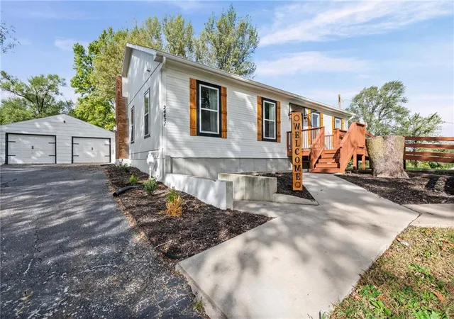 Photo 1 of Single family home for sale at 24431 139th Street, Leavenworth, KS 66048 | MLS# 2647642 | Listing updated on 2026-10-18