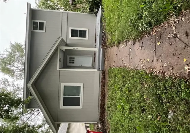 Single family home for sale at 526 S Brookside Ave, Independence, MO 64053 | MLS# 2647666