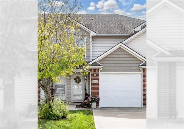Photo 1 of Townhouse for sale at 904 SW Peach Tree Ln, Lees Summit, MO 64064 | MLS# 2647694 | Listing updated on 2026-10-24