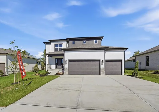 Photo 3 of Single family home for sale at 18550 W 195th Street, Spring Hill, KS 66083 | MLS# 2647699 | Listing updated on 2026-10-22