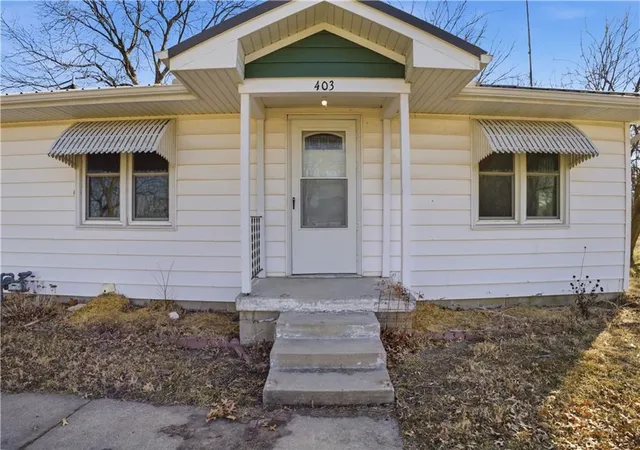 Photo 4 of Single family home for sale at 403 Lindy Ln, Holden, MO 64040 | MLS# 2647710 | Listing updated on 2026-10-26