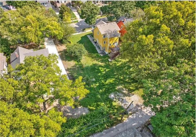 Photo 1 of Land for sale at 4112 Holmes St, Kansas City, MO 64110 | MLS# 2647714 | Listing updated on 2026-10-28