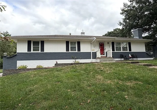Single family home for sale at 9700 E 82nd Terrace, Raytown, MO 64138 | MLS# 2647717