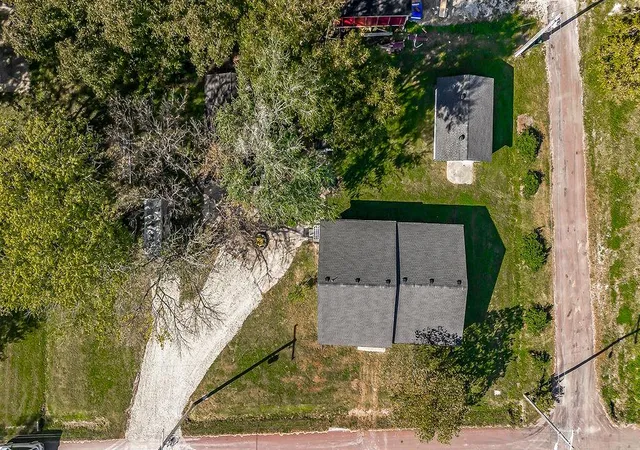 Photo 4 of Single family home for sale at 203 N Pennsylvania Ave, East Lynne, MO 64743 | MLS# 2647721 | Listing updated on 2026-10-29