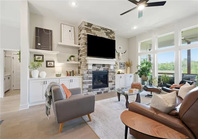 Photo 3 of Single family home for sale at 2850 W Wabash St, Olathe, KS 66061 | MLS# 2647727 | Listing updated on 2026-10-22