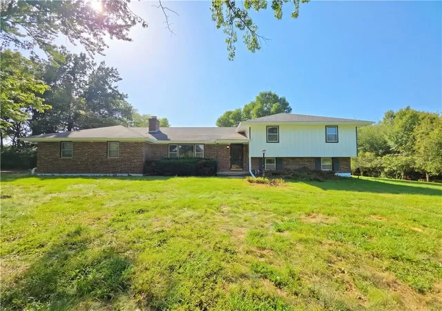 Photo 1 of Single family home for sale at 29397 Hwy U, Sedalia, MO 65301 | MLS# 2647729 | Listing updated on 2026-10-20