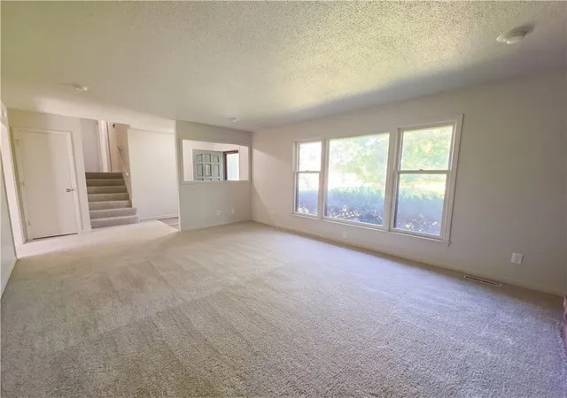 Photo 3 of Single family home for sale at 29397 Hwy U, Sedalia, MO 65301 | MLS# 2647729 | Listing updated on 2026-10-20