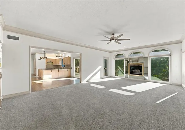 Photo 4 of Single family home for sale at 3101 NE 69th Street, Kansas City, MO 64119 | MLS# 2647733 | Listing updated on 2026-10-22