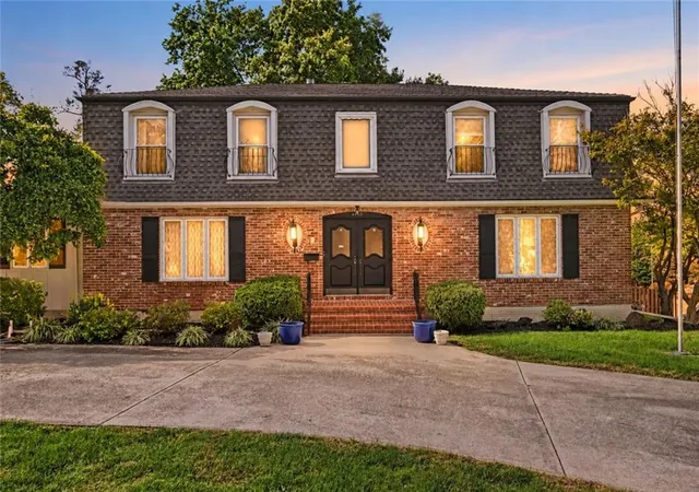 Photo 1 of Sale Pending at 4950 Parish Dr, Roeland Park, KS 66205 | MLS# 2647734 | Listing updated on 2026-10-23
