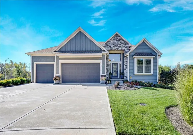 Photo 1 of Single family home for sale at 16680 S Kaw St, Olathe, KS 66062 | MLS# 2647757 | Listing updated on 2026-10-23
