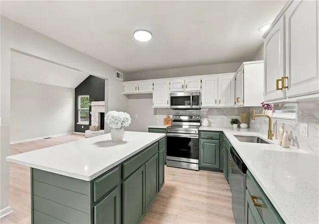 Photo 4 of Single family home for sale at 703 W Lawrence St, Spring Hill, KS 66083 | MLS# 2647761 | Listing updated on 2026-10-22
