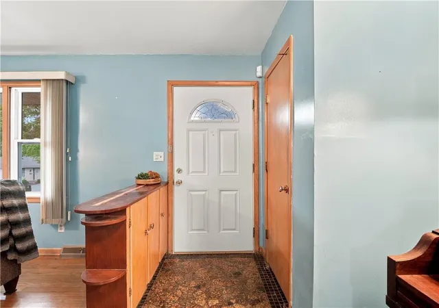 Photo 4 of Single family home for sale at 8314 Kentucky Ave, Raytown, MO 64138 | MLS# 2647763 | Listing updated on 2026-10-21