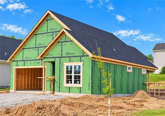 Photo 1 of Single family home for sale at 2924 N 114th Terrace, Kansas City, KS 66109 | MLS# 2647774 | Listing updated on 2026-10-23