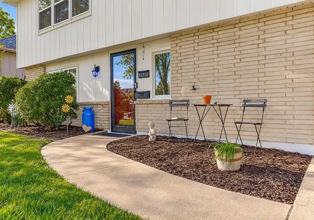 Photo 3 of Single family home for sale at 11712 E 62nd Terrace, Kansas City, MO 64133 | MLS# 2647777 | Listing updated on 2026-10-22